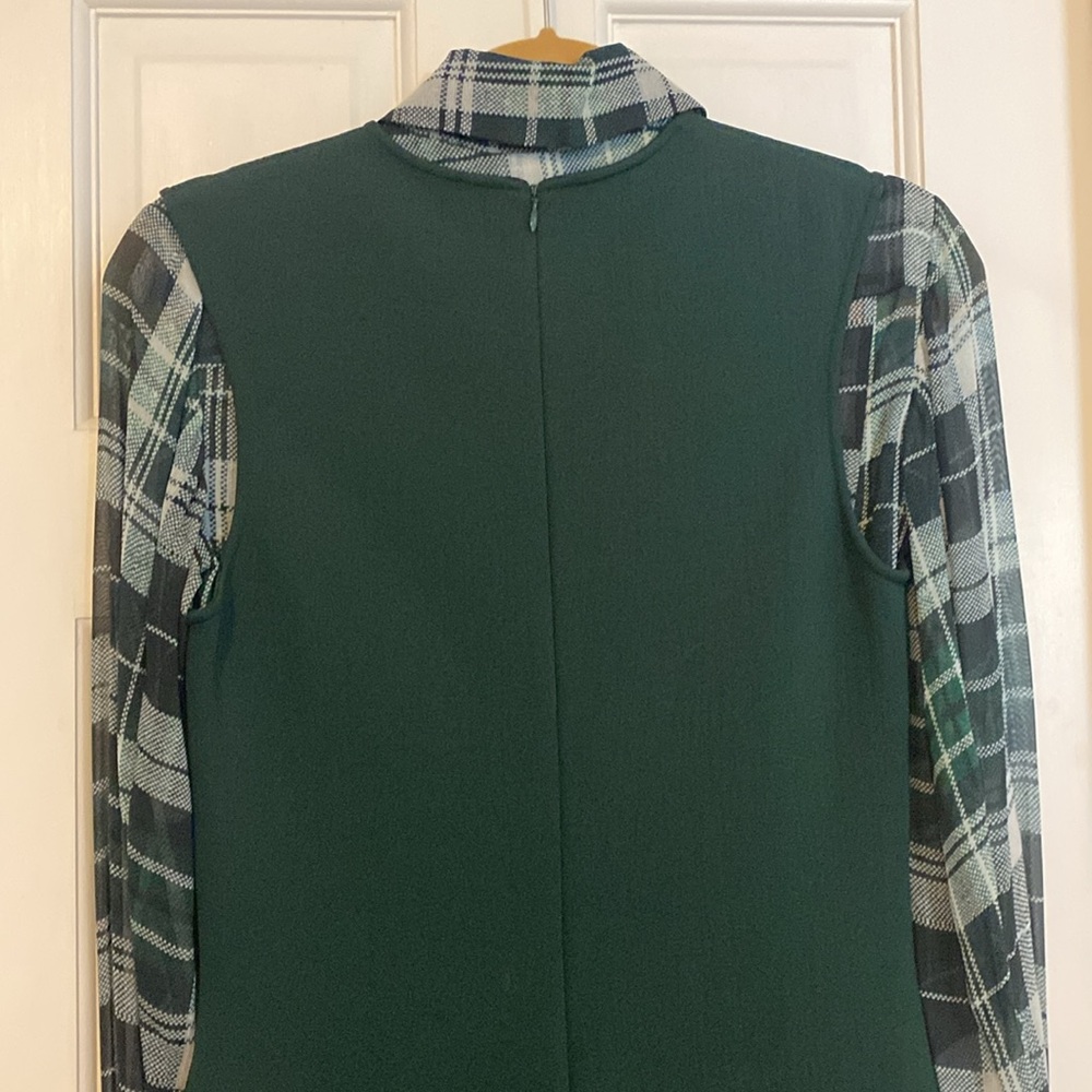 Alexander McQueen McQ Green Jumper with plaid shirt. - Picture 6 of 12